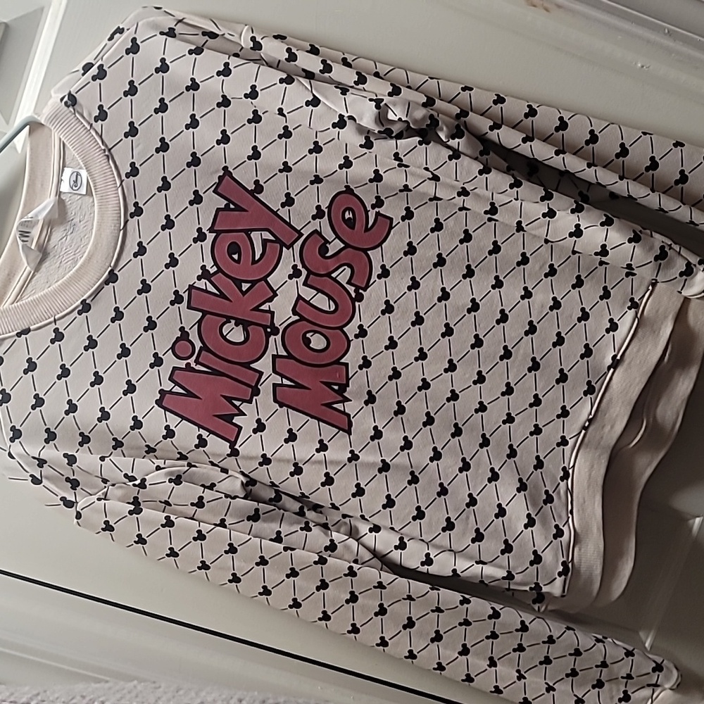 Disney Mickey Mouse sweatshirt from h&m